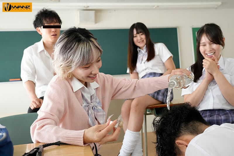 時間停止能力を手に入れたボクはいじめっ子ギャルに立場逆転リベンジ中出ししてヤッた！ 春陽モカ