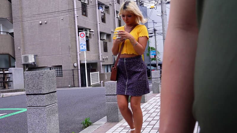 一人暮らしの女子大生を狙う鬼畜レ●プ集団自宅押込み中出し強●性交 被害者黒ギャルRちゃん